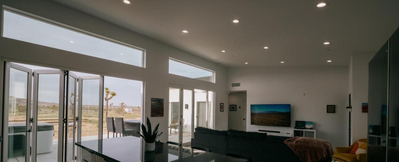 Coyote Tracks - A Modern Desert Experience Villa Joshua Tree Dış mekan fotoğraf