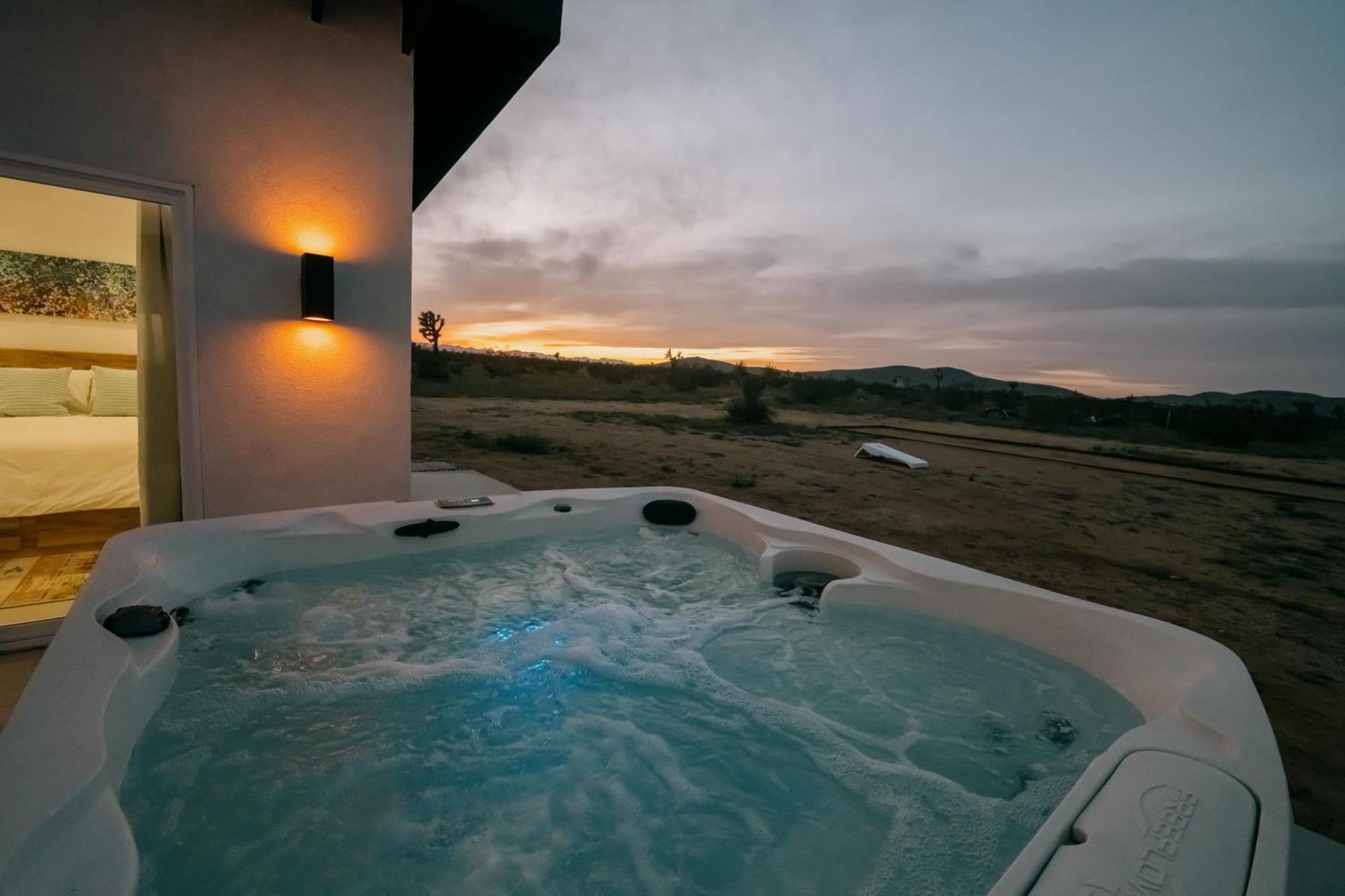 Coyote Tracks - A Modern Desert Experience Villa Joshua Tree Dış mekan fotoğraf